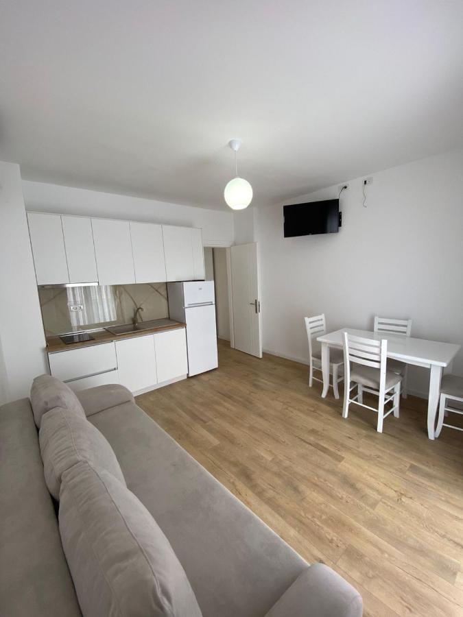 Borsh Apartments Экстерьер фото