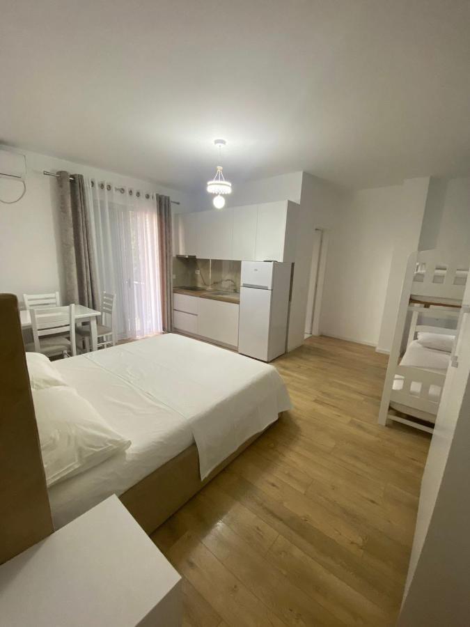 Borsh Apartments Экстерьер фото